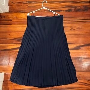 J. crew Pleated midi skirt, navy blue, NWT, size 16